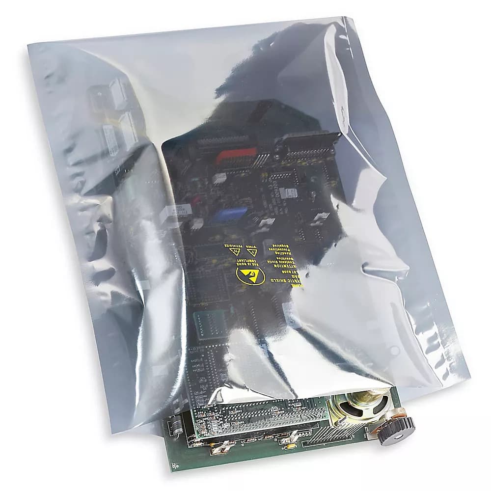 Nuestras bolsas ESD metalizadas ofrecen una protección superior contra descargas electrostáticas, perfectas para dispositivos sensibles, aseguran un entorno libre de estática.